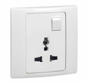 2P+E Multistandard socket outlet Mallia - 16 A-250 V/15 A-127 V - 1 gang - white